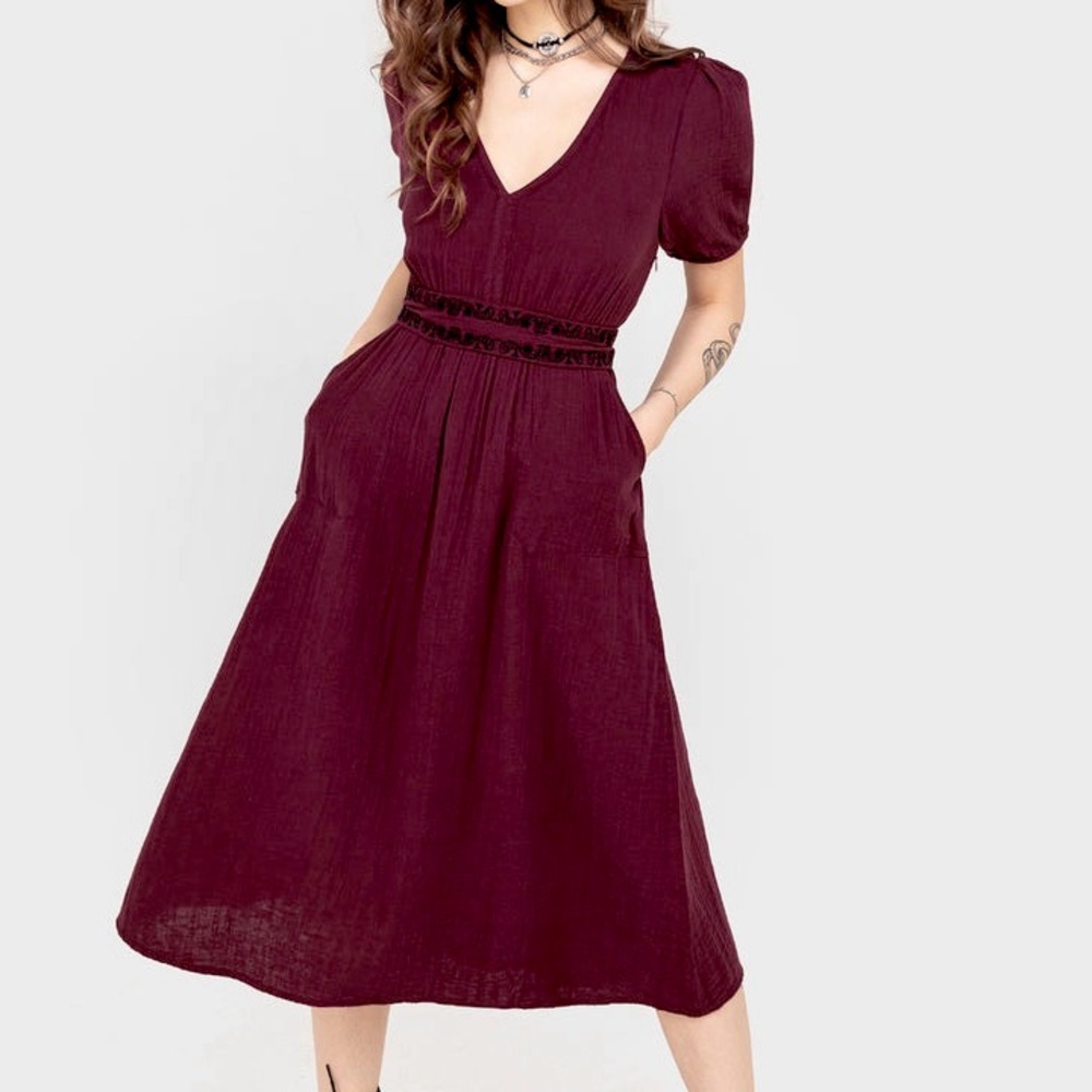 Disturbia Poultice Embroidered Midi Dress Size 16